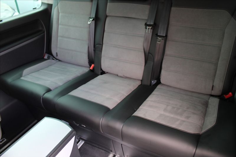 Volkswagen Multivan 2,0 TDI  1MAJ,7MÍST,AT,4x4,DPH - fotka 33 z 40