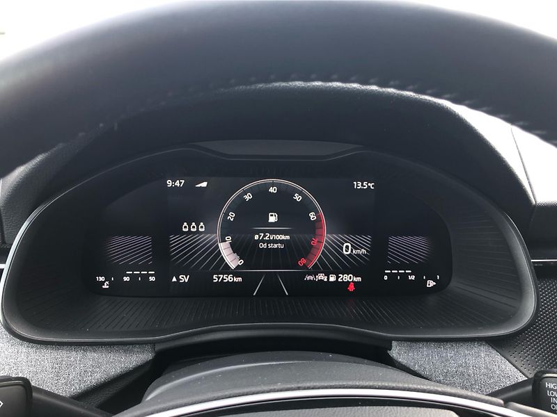 Škoda Scala 1.0 TSi SELECTION - fotka 19 z 30