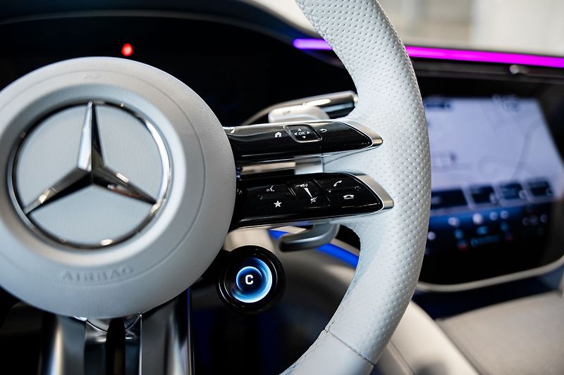 Mercedes-Benz EQE 53 AMG 4MATIC*hyperscreen MBUX - fotka 12 z 29
