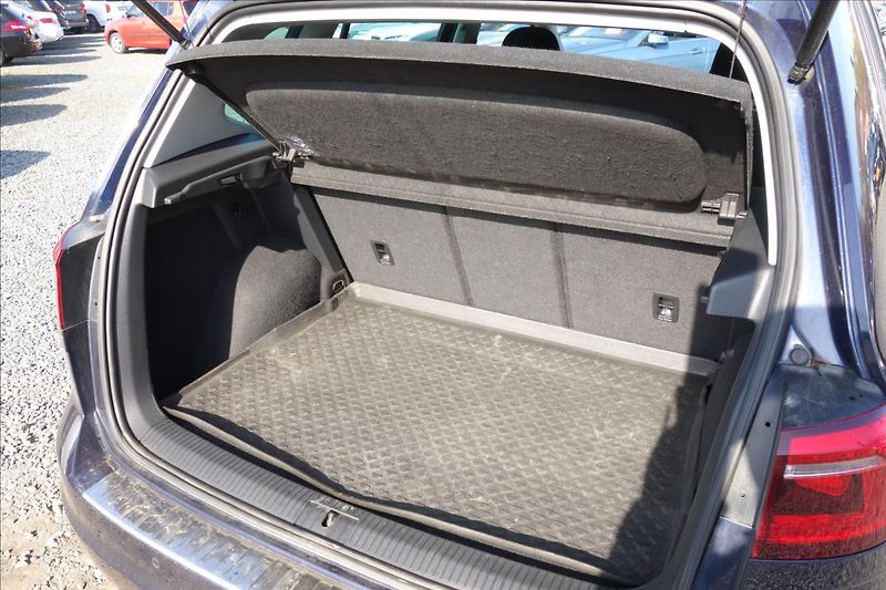 Volkswagen Golf Sportsvan 1,4 TSi 110KW,ČR,HIGHLINE,DSG. - fotka 17 z 51