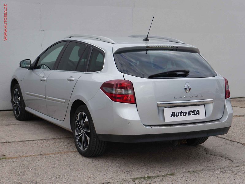 Renault Laguna (2013) 1.5 dCi, ČR, Navi, výhřev - fotka 4 z 22