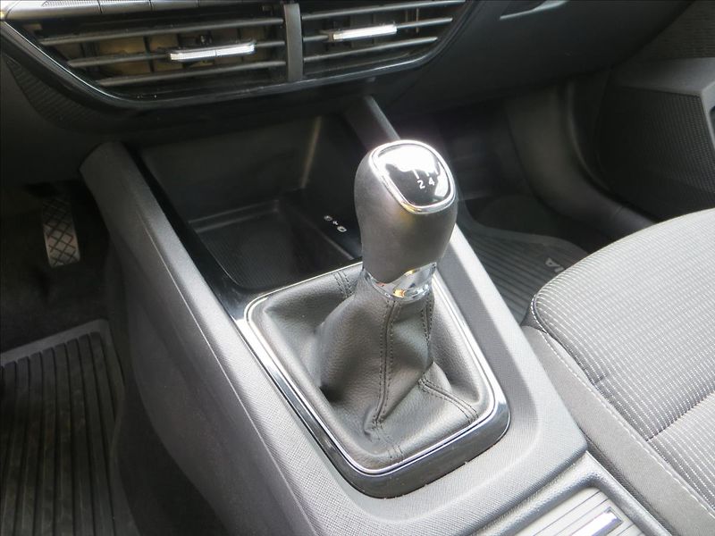 Škoda Octavia 2,0 TDI 85kW Ambition Combi ČR - fotka 14 z 25