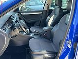 Škoda Octavia (2018) 1.6 TDi, AT, navi, autoAC - náhled 9