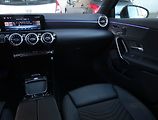 Mercedes-Benz Třídy A (2024) A 200 d - náhled 8