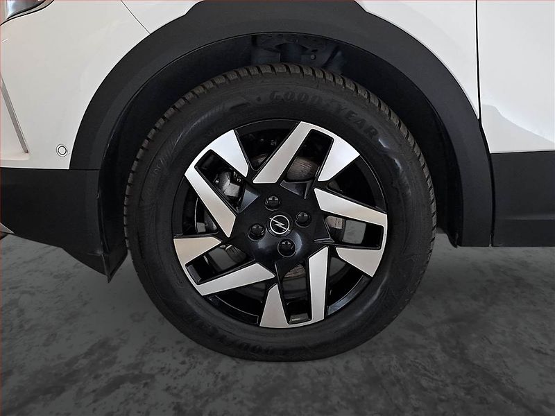 Opel Mokka (2022) Electric 50 kWh, SoH 90% - fotka 15 z 27