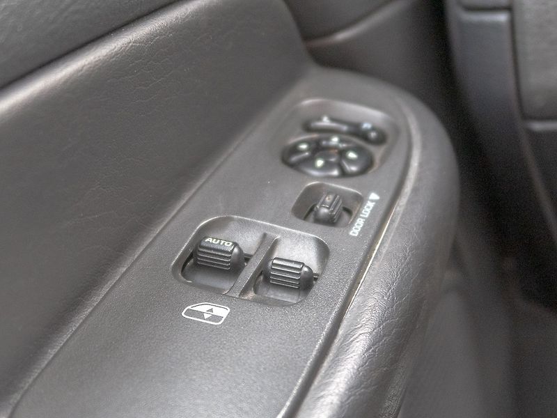 Dodge RAM (2004) 1500 Magnum Hemi GTX - fotka 29 z 44