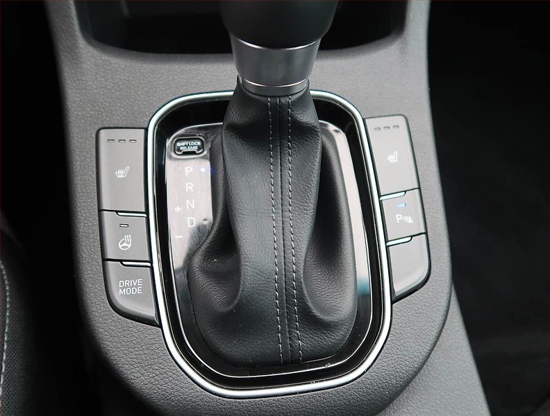 Hyundai i30 (2023) Smart 1.0 T-GDI - fotka 17 z 17