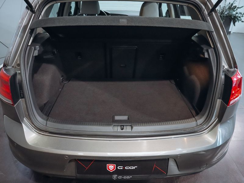 Volkswagen Golf 1.2 TSI - fotka 6 z 24