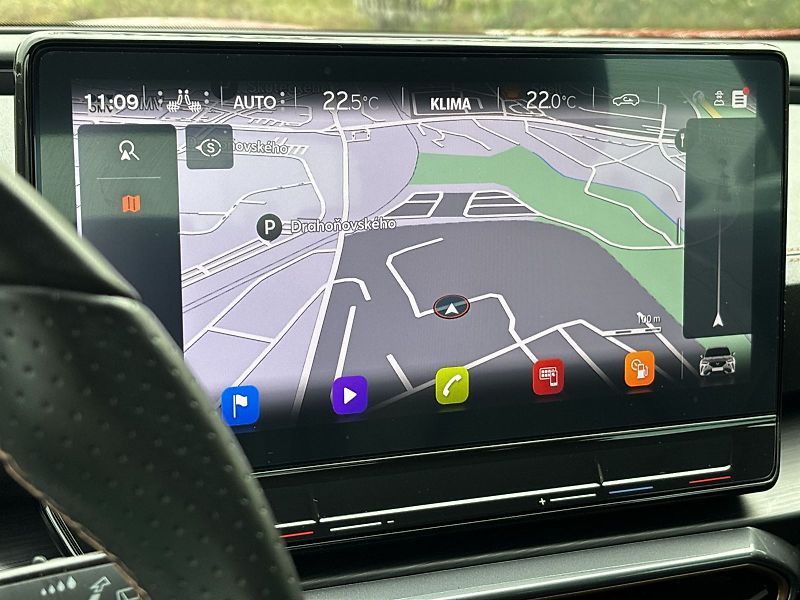 Cupra Formentor (2024) 1.5 TSI DSG - fotka 11 z 32