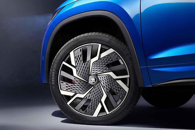 Příď Kodiaqu je teď modernější a více ladí s ostatními modely značky