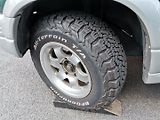 Suzuki Grand Vitara (1998) 2.5i V6 106kw 4x4 Offroad TOP! - náhled 28
