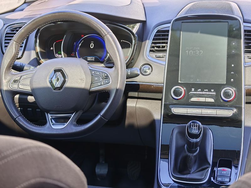 Renault Espace  1.6 dCi - fotka 21 z 27