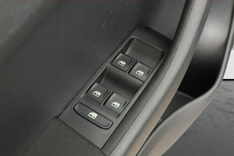 Škoda Fabia (2018) 1.0 TSI, ČR,1.maj - fotka 13 z 13