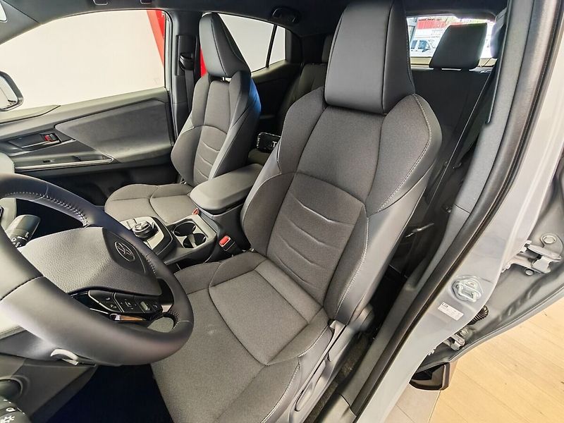 Toyota C-HR BEV  77 kWh Style Dynamic - fotka 17 z 41