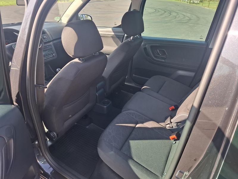 Škoda Roomster (2012) 1.2TSi 63kW,nové rozvody - fotka 13 z 19