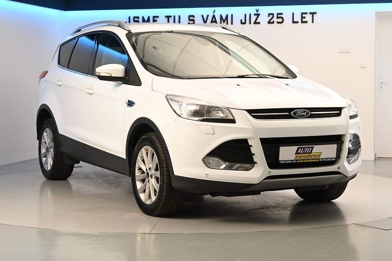 Ford Kuga (2015) 2.0 4x4 TITANIUM TDCi - fotka 4 z 26