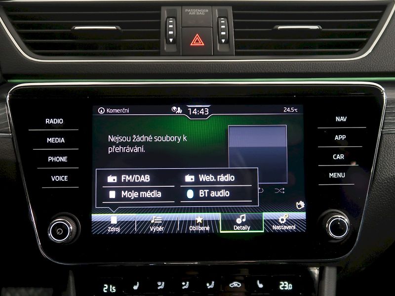 Škoda Superb (2021) STYLE  1.5TSI 110KW DSG - fotka 26 z 39