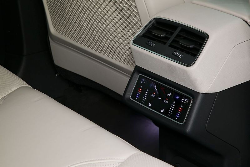 Audi e-tron 55 300kW Ventilace Matrix 360 - fotka 25 z 48