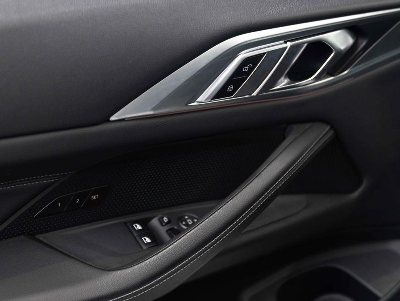 BMW Řada 4 430d xDrive Coupé - fotka 16 z 21