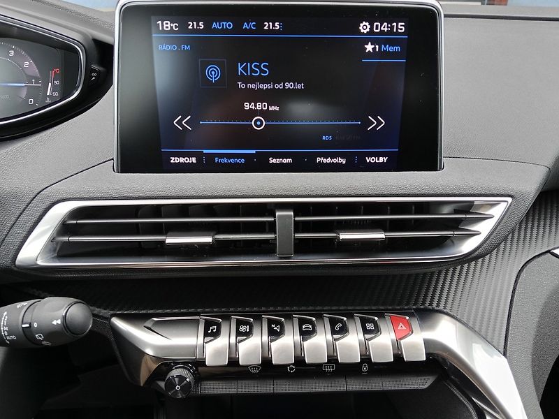 Peugeot 3008 (2021) 1.2PT 96kW! Full LED! Kamera! - fotka 15 z 32