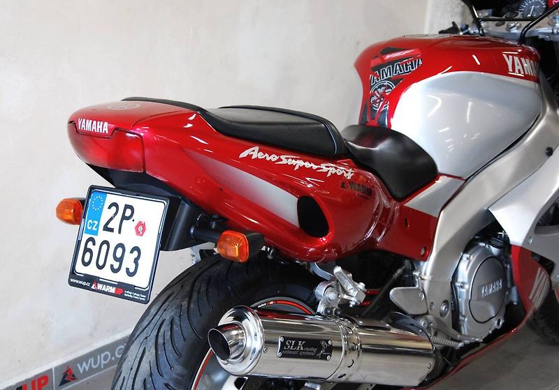Yamaha YZF 1000 R Thunderace (1998) - fotka 4 z 20