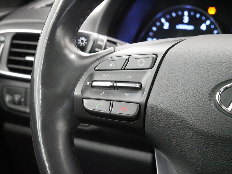 Hyundai i30 - fotka 16 z 28