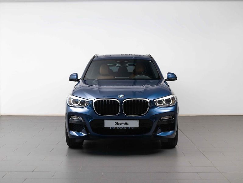 BMW X3 xDrive30d - fotka 2 z 22