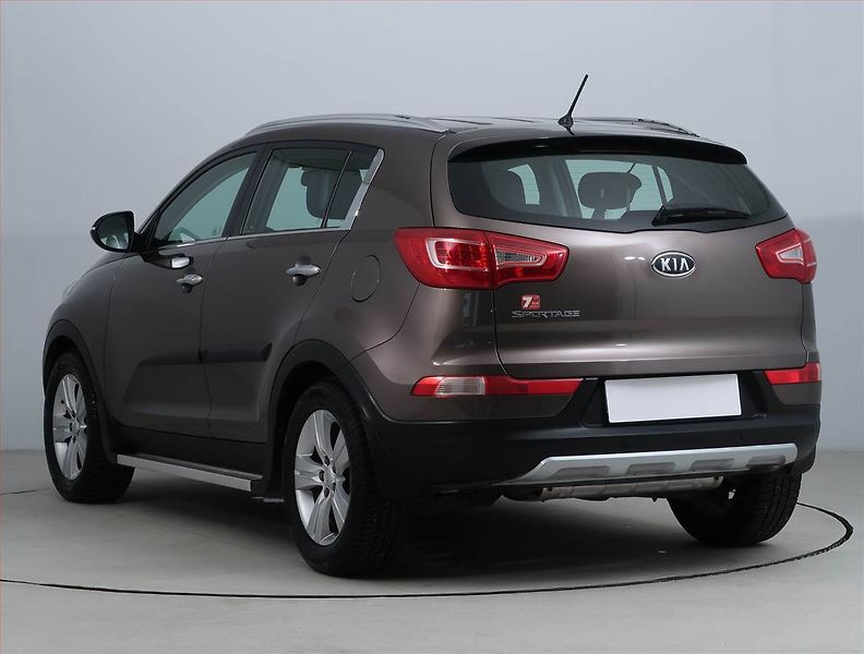 Kia Sportage (2011) 1.6 GDI, Serv.kniha, Tempomat - fotka 4 z 17