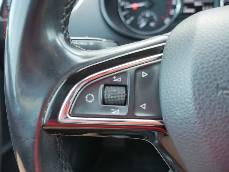 Škoda Octavia (2013) 1.6TDi, STK7/28 - fotka 13 z 15