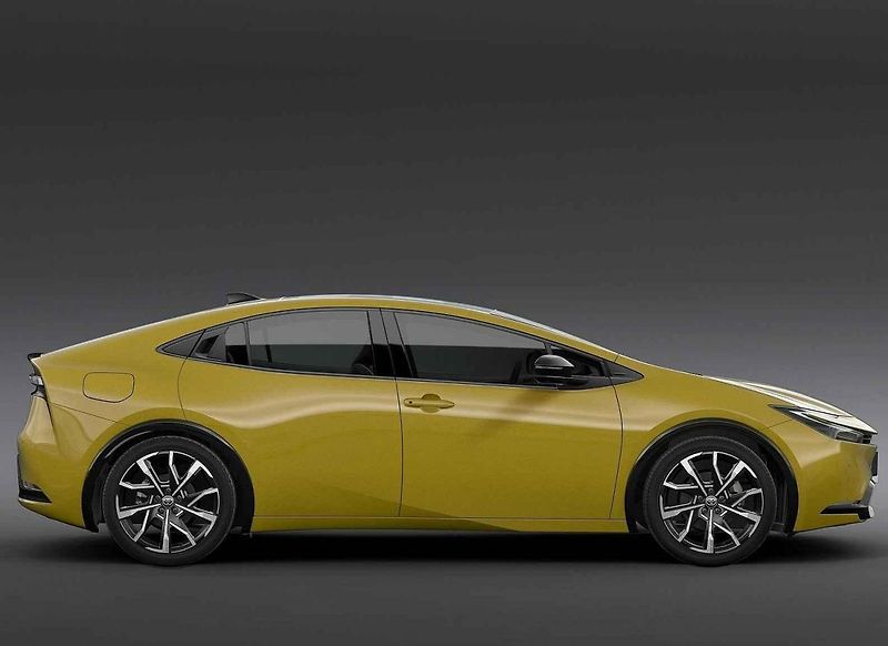 Toyota Prius (2023)