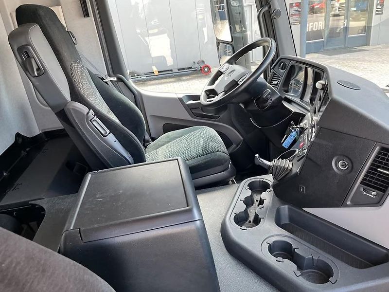 Mercedes-Benz (2019) Antos 2546 6x2 valník + HR - fotka 19 z 21