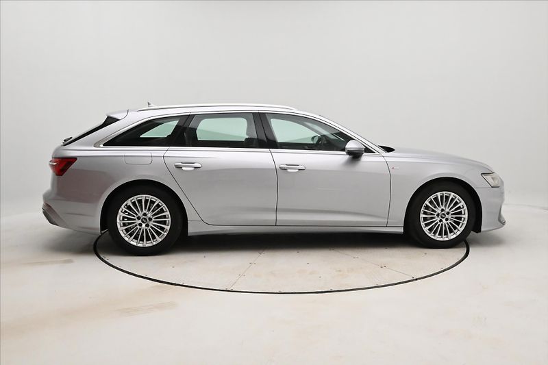 Audi A6 Avant 3,0 TDI V6 210kW MHEV Zá - fotka 4 z 31