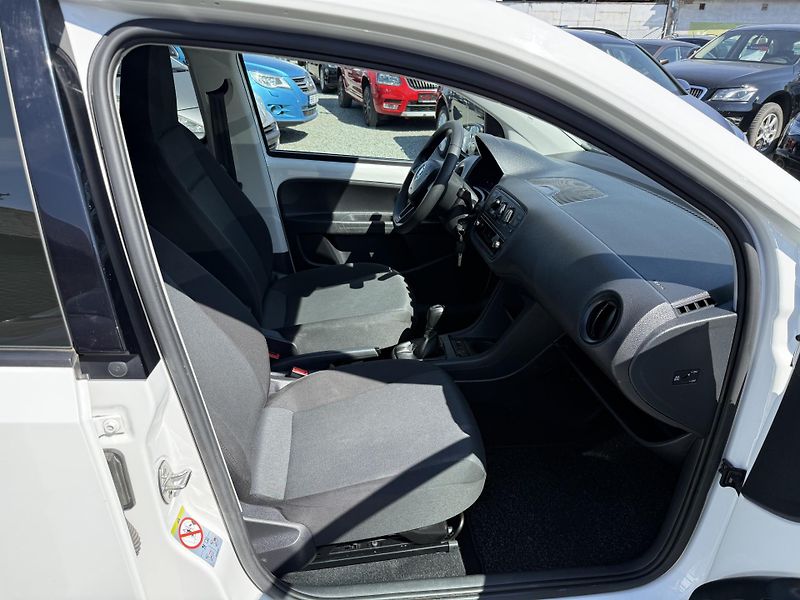 Škoda Citigo 1.0 MPI - fotka 10 z 13