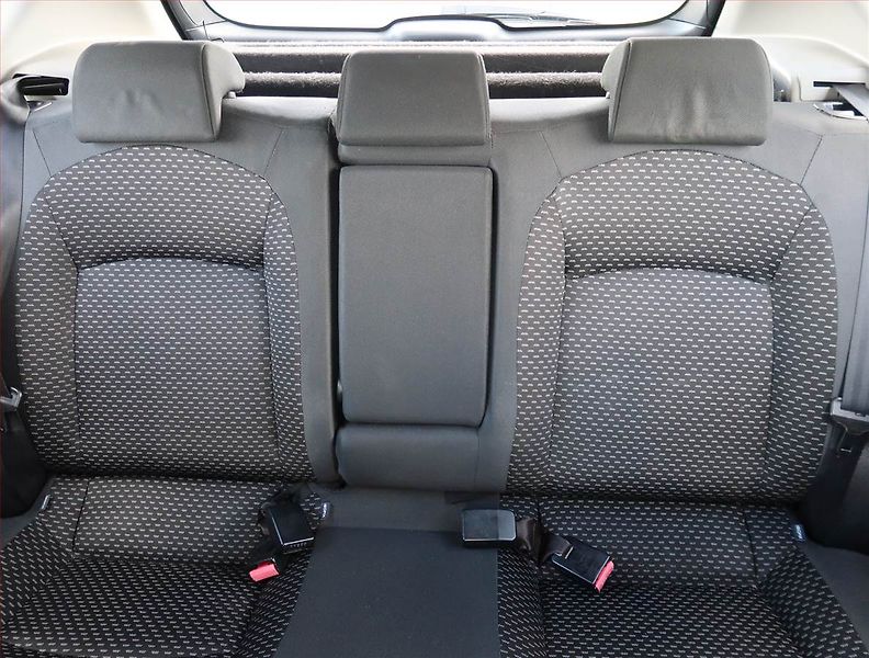 Nissan Qashqai (2007) 1.6, po STK, Tažné - fotka 10 z 15