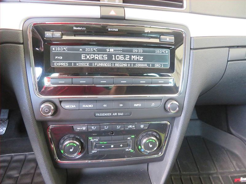 Škoda Superb (2012) Ambition 2.0 TDI, Serv.kniha - fotka 12 z 15