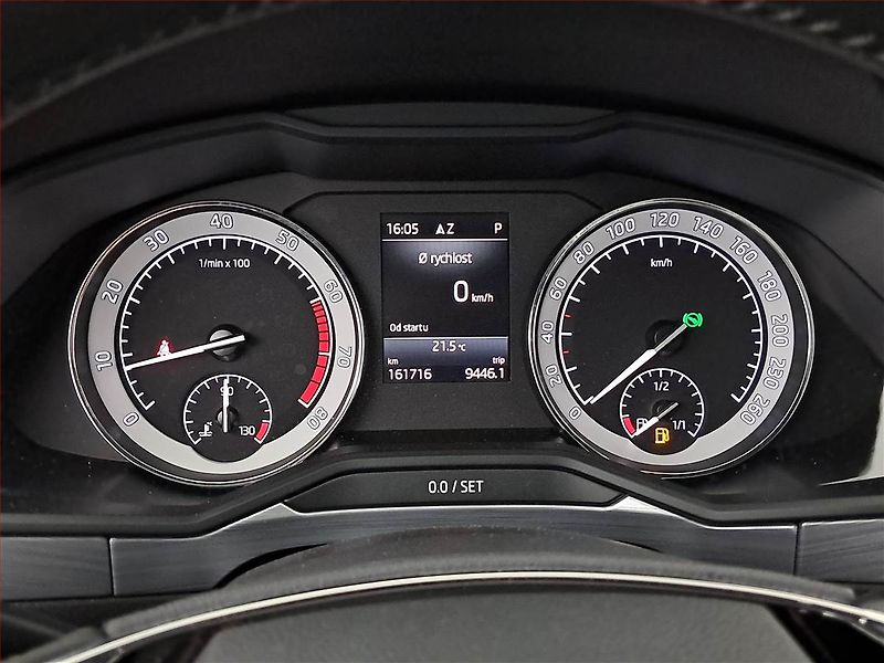 Škoda Superb (2021) Ambition 2.0 TSI - fotka 11 z 19