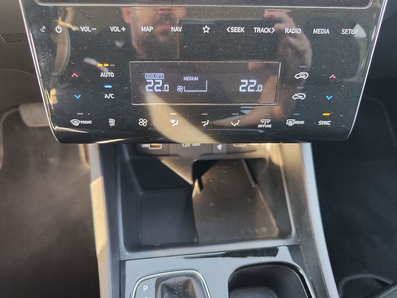Hyundai Tucson 1.6 T-GDI/110kW smart DCT - fotka 23 z 40