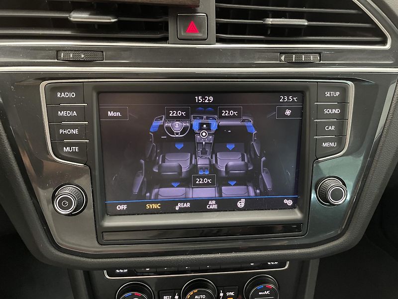 Volkswagen Tiguan 1.4 TSi ČR DSG SERVISKA  - fotka 25 z 26