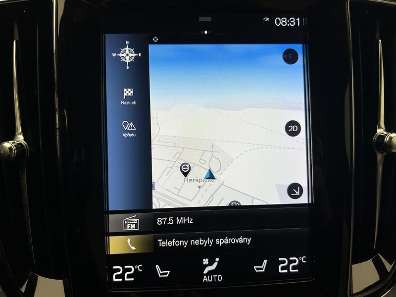 Volvo V60 D4 MOMENTUM AUT - fotka 26 z 46