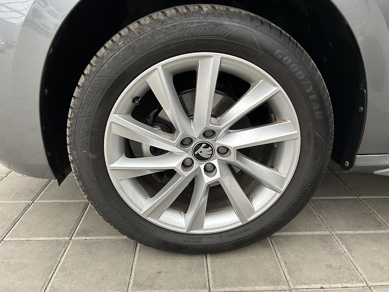 Škoda Kamiq 1.0 TS Top selection - fotka 23 z 23