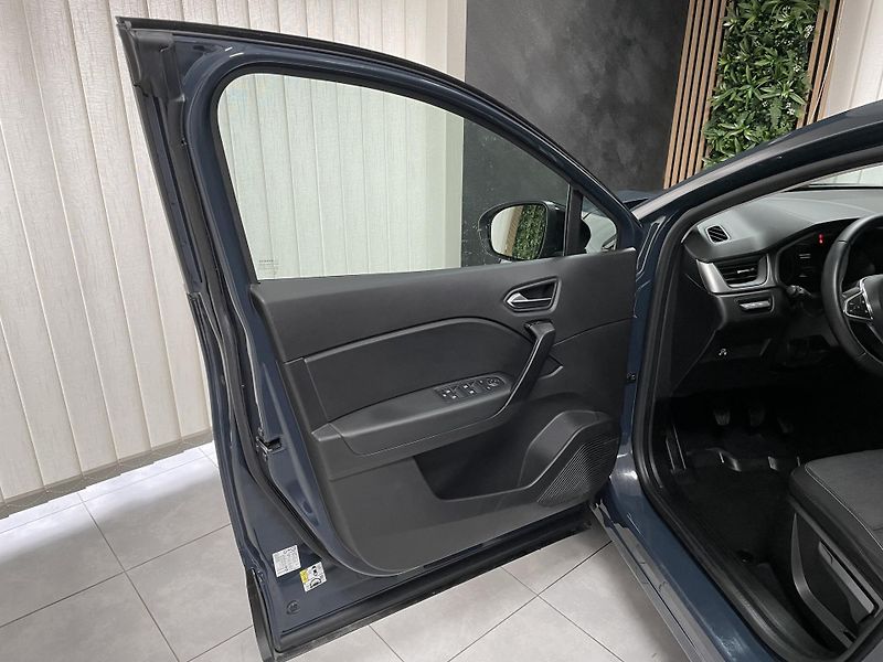 Renault Captur 1.0 TCe LPG ČR 1.MAJ. SERVISKA - fotka 16 z 25
