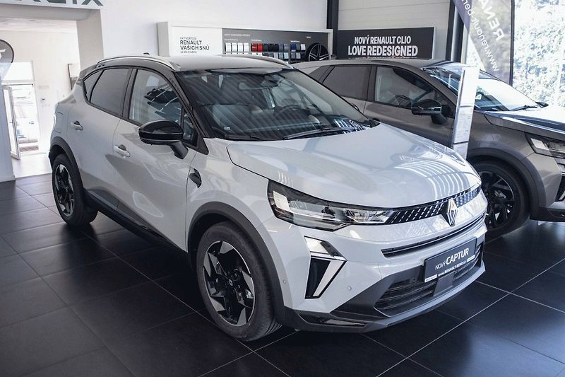 Renault Captur (2026) Techno mildhybrid 140 EDC - fotka 1 z 43