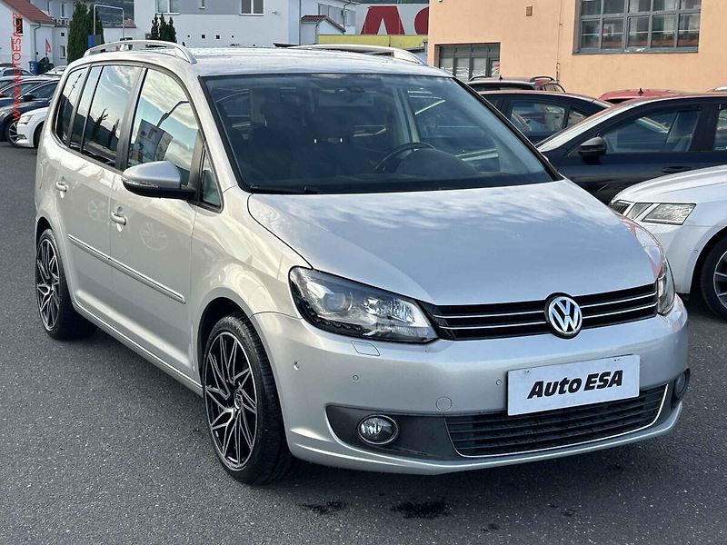 Volkswagen Touran (2011) 1.4TSI, DSG - fotografie inzerátu