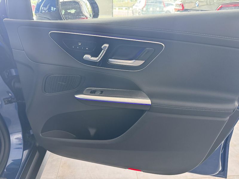 Mercedes-Benz GLC (2024) 220d 4MATIC LED AVANTGARDE - fotka 19 z 35
