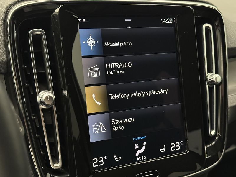 Volvo XC40 T4 RECHARGE ULTIMATE AUT - fotka 32 z 51