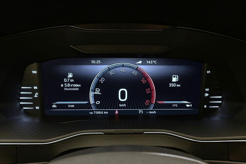Škoda Superb 2,0 TDI 110 kW Style Záruka až - fotka 16 z 30