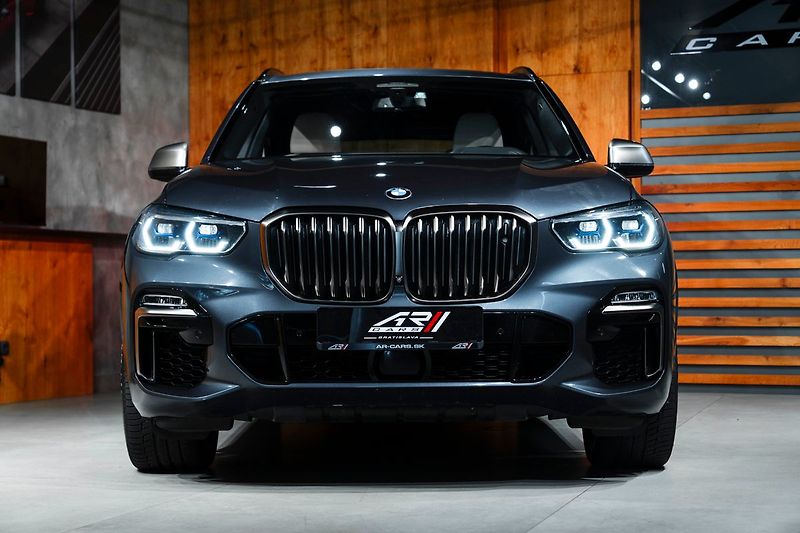 BMW X5 M50d Final edition - fotka 2 z 28