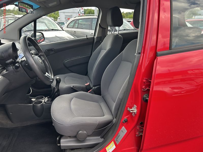 Chevrolet Spark (2012) 1.0i, ČR - fotka 9 z 16