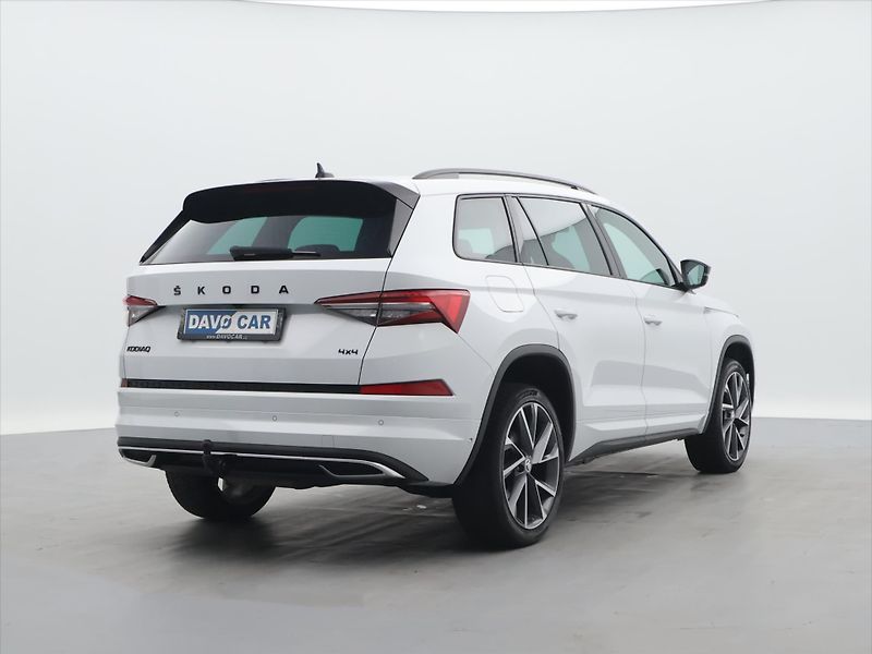Škoda Kodiaq 2,0 TDI 4x4 DSG Sportline DPH - fotka 7 z 29