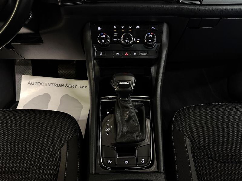 Škoda Kodiaq 2.0TDI 110kW DSG ACC 1MAJ - fotka 26 z 37